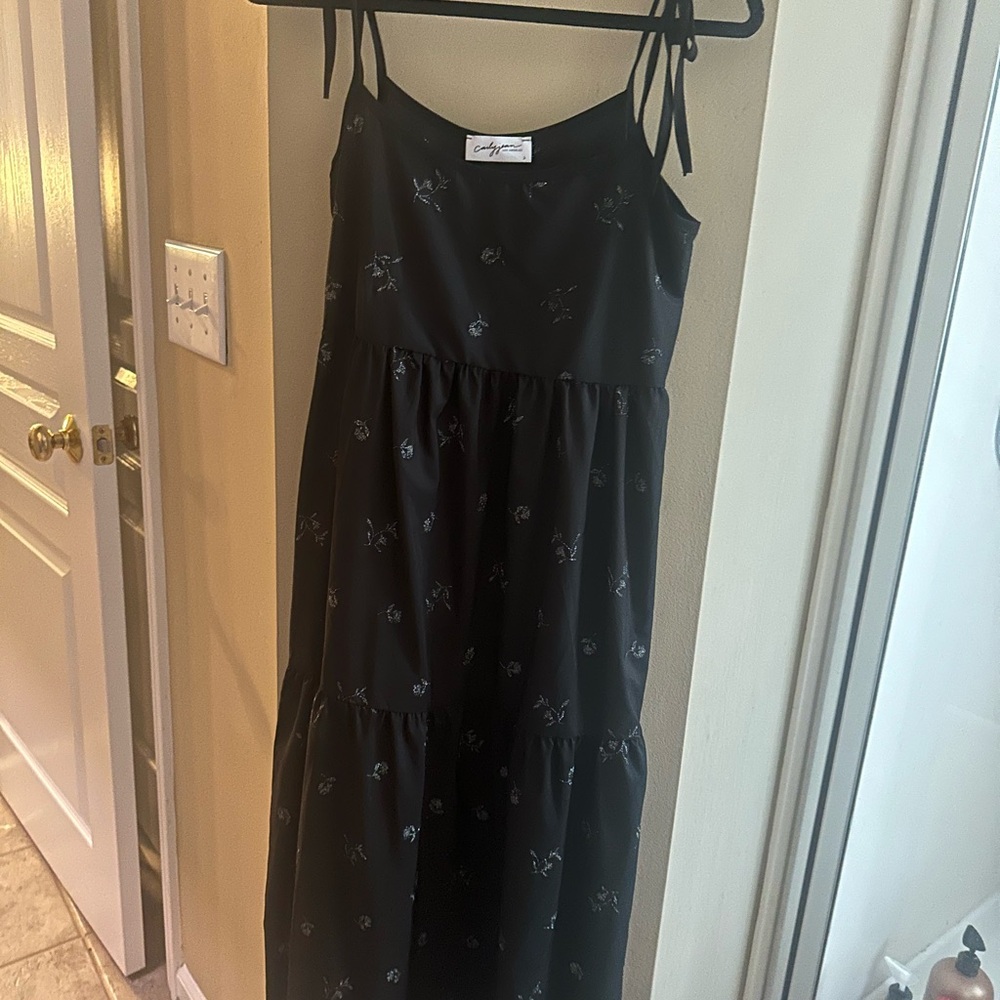 Carly Jean Los Angeles Midi Millie Dress